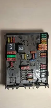 Audi A3 S3 8P Fuse module 1K0937124K