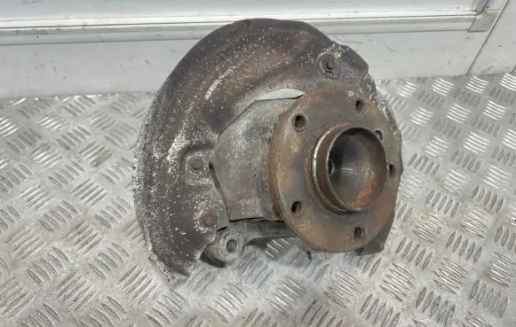 BMW 1 E81 E87 Front wheel hub 676444403
