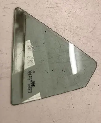 Hyundai i10 Rear vent window glass 