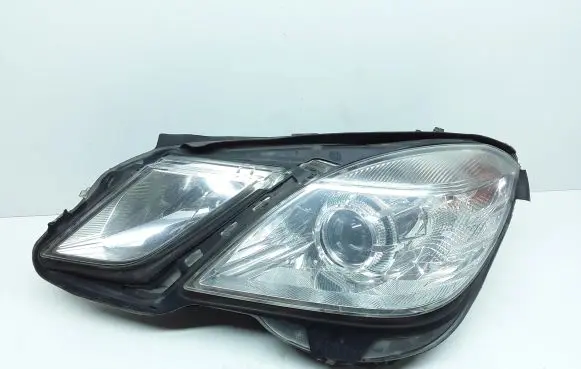 Mercedes-Benz E W212 Headlight/headlamp A2128200361