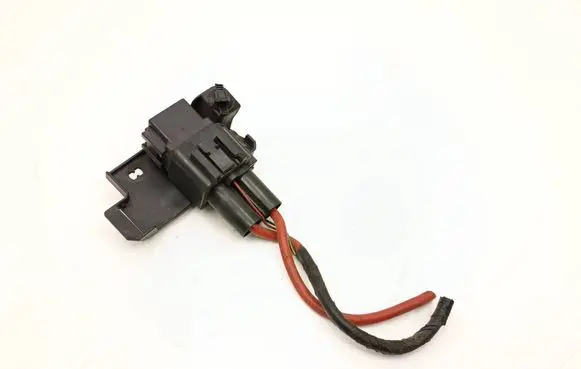 BMW X3 G01 Coolant fan relay 9207913 9207914 6842404