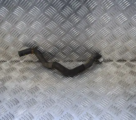 Mercedes-Benz C W204 Engine coolant pipe/hose A2045017182
