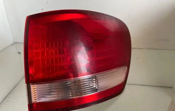 Toyota Avensis Verso Rear/tail lights 765201