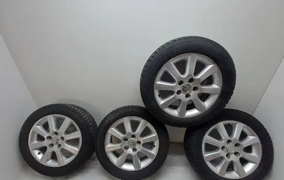 Toyota Corolla Verso AR10 R16 alloy rim 426110F070