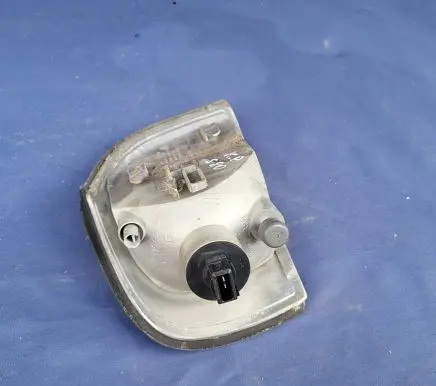 Front indicator light