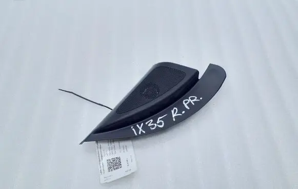 Hyundai ix35 Front door high frequency speaker 876602S000