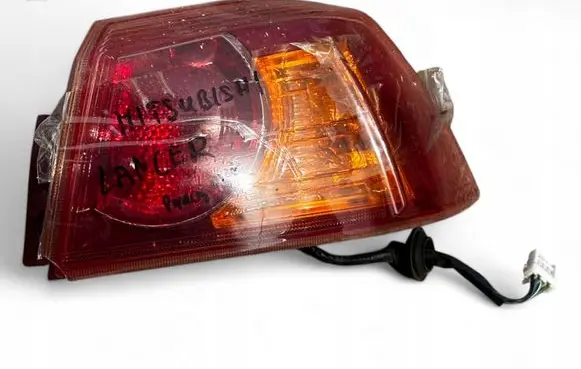 Mitsubishi Lancer Rear/tail lights set 8330A110