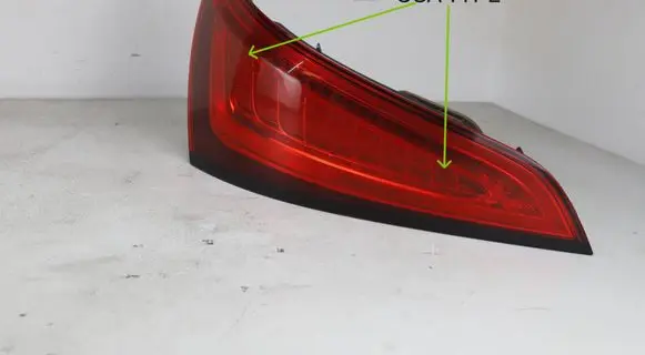 Tailgate rear/tail lights