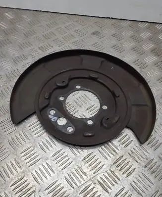 Infiniti Q70 Y51 Rear brake disc plate dust cover 