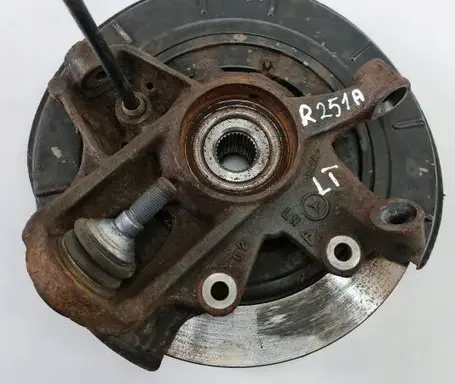 Mercedes-Benz R W251 Rear wheel hub
