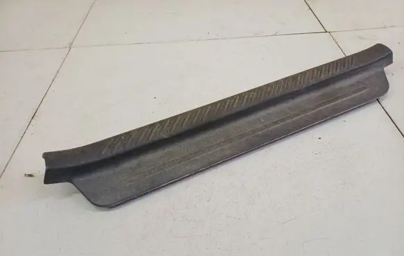 Mazda Premacy Rear sill trim cover 