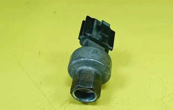 Air conditioning (A/C) pressure sensor