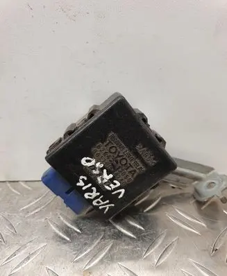 Toyota Yaris Other control units/modules 8264212050