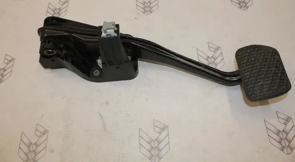 Mercedes-Benz A W176 Brake pedal A2462900400 A2462900019