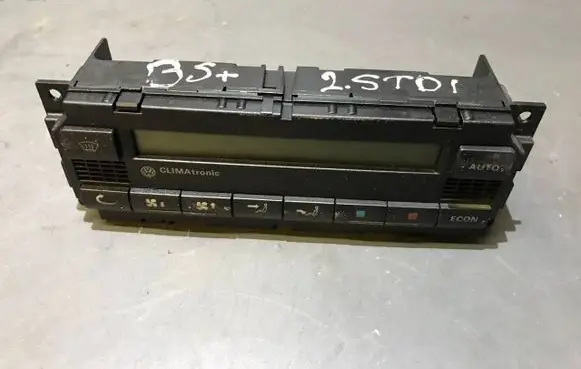 Volkswagen PASSAT B5.5 Climate control unit