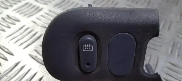 Renault Espace III Windscreen/window heater switch