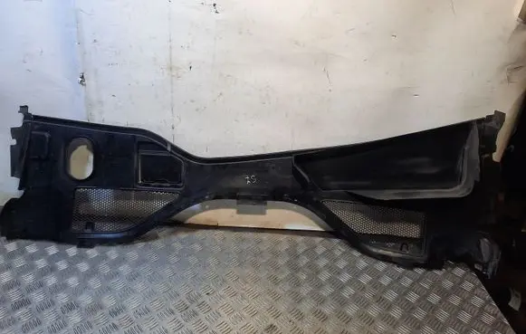 Audi A7 S7 4G Windshield trim 4G8819447