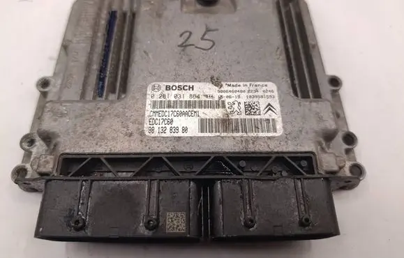Citroen C4 II Picasso Engine control unit/module 0281031864 9813283980 9806460480