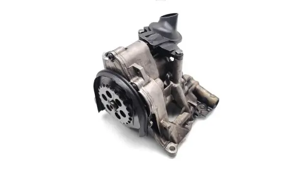 BMW 1 F20 F21 Oil pump 8514927 11418514927 62440410