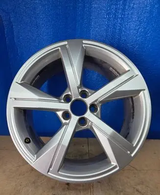 Audi A1 R17 alloy rim 82A601025G