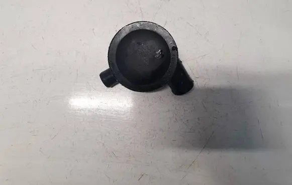 Volkswagen Transporter - Caravelle T4 Breather/breather pipe/hose 028129101D