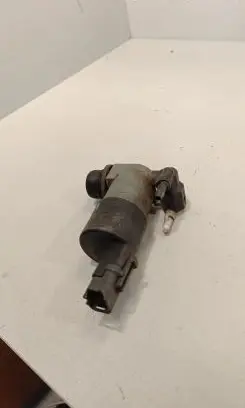 Nissan Qashqai+2 Headlight washer pump 28020BU010
