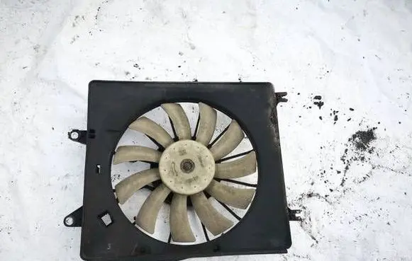 Honda Accord Radiator cooling fan shroud