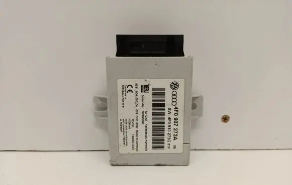 Audi Q7 4L Tire pressure control unit 4F0907273A 4F0910273C