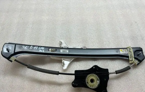 Skoda Kodiaq Rear window lifting mechanism without motor 565839462A
