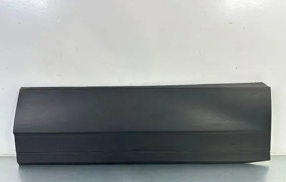 Volkswagen Touareg III Rear door trim (molding) 760854950