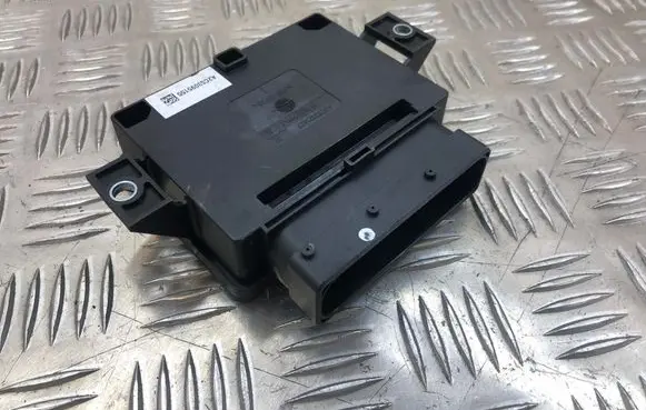 Audi A5 8T 8F Hand brake control module 8K0907801C