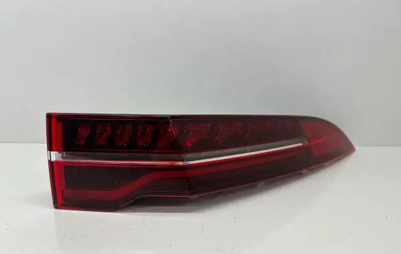Jaguar I-Pace Rear/tail lights J9D313404DD 0020641307 J9D313404
