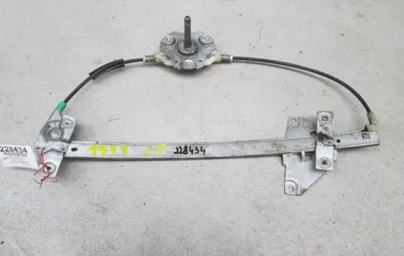 Mitsubishi Carisma Front door window regulator with motor