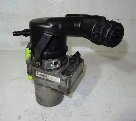 Peugeot 508 RXH Power steering pump 9676154280
