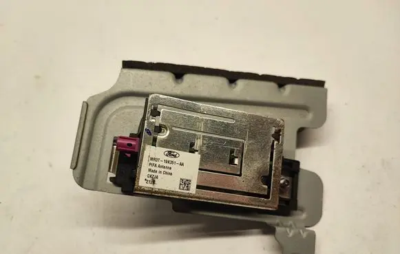 Ford F150 Aerial antenna amplifier MR3T19K351AA