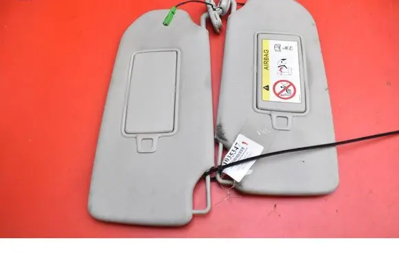 Sun visor
