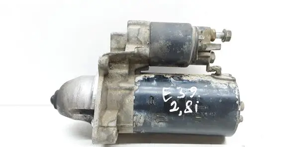 BMW 5 E39 Starter motor 1740374 6631517543 001108157