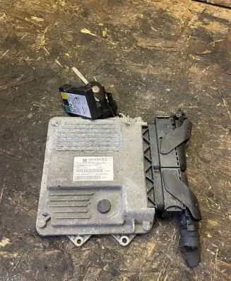 Opel Combo C Engine control unit/module 55578395 MJD602C3 BC0092934C