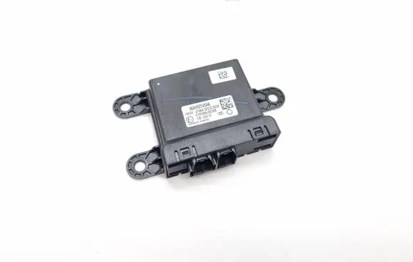 Chrysler Pacifica Other control units/modules 068492545AA F00HJ02588 J7064322200000