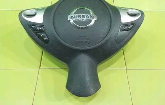 Nissan Juke I F15 Steering wheel airbag BAMPT11696