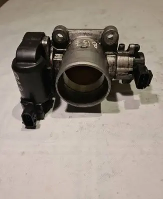 Toyota Auris 150 Throttle valve 260106j10 1923002010