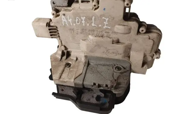 Audi A4 S4 B7 8E 8H Rear door lock 8E0839015AA