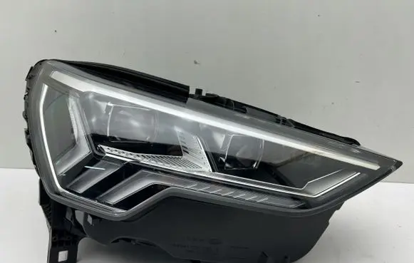 Audi Q3 F3 Headlight/headlamp 83A941036