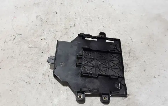 Volvo S60 Other engine bay part 31331597