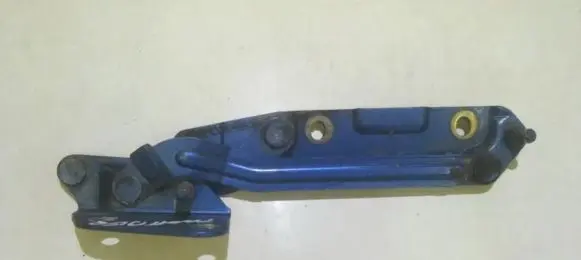 Ford Mondeo Mk III Tailgate/trunk/boot hinge 1s71f42701ag 1s71-f42701-ag