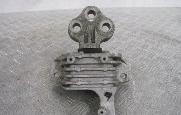 Jeep Cherokee KL Engine mount vacuum valve P68102283AF