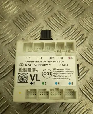 Mercedes-Benz C AMG W205 Door control unit/module A2059003821