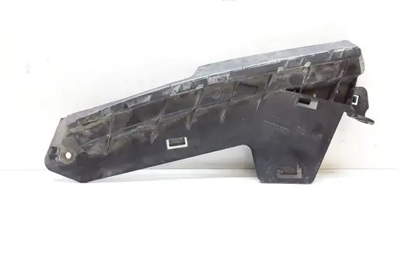 Volvo V70 Front bumper mounting bracket 30796387