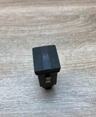 Volkswagen Golf III Windscreen/window heater switch 1H0959621B