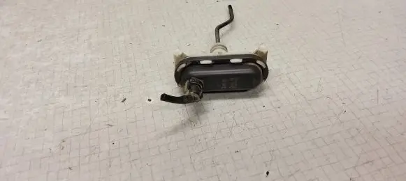 Volkswagen PASSAT B4 Valve vacuum 3A9862159A